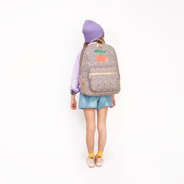 Trendy backpack for girls from 6 years. The New Bobbie Leopard Cherry is a rework of the classic Bobbie model.