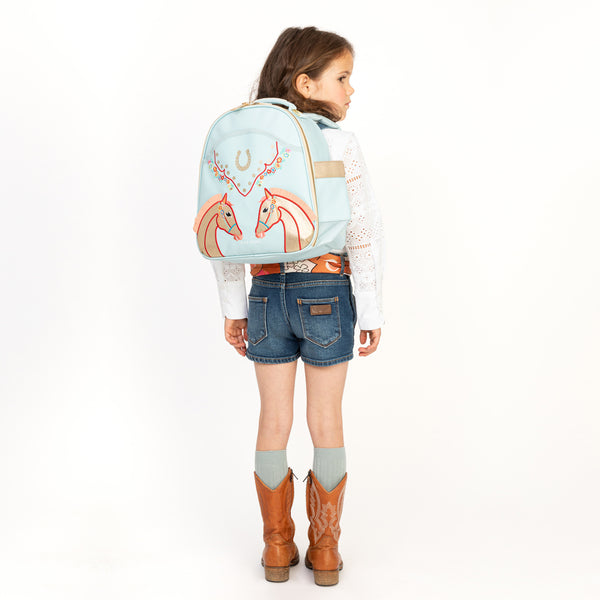 Ergonomic backpack for toddlers from 2 years old. If you want your toddler to walk the road to independence, the Ralphie Cavalerie Florale is a key piece.