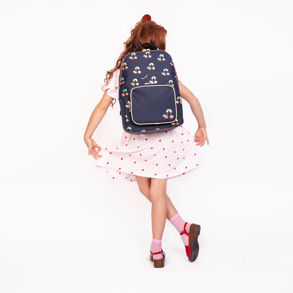 Trendy backpack for children from 6 years. The New Bobbie Love Cherries is a rework of the classic Bobbie model.