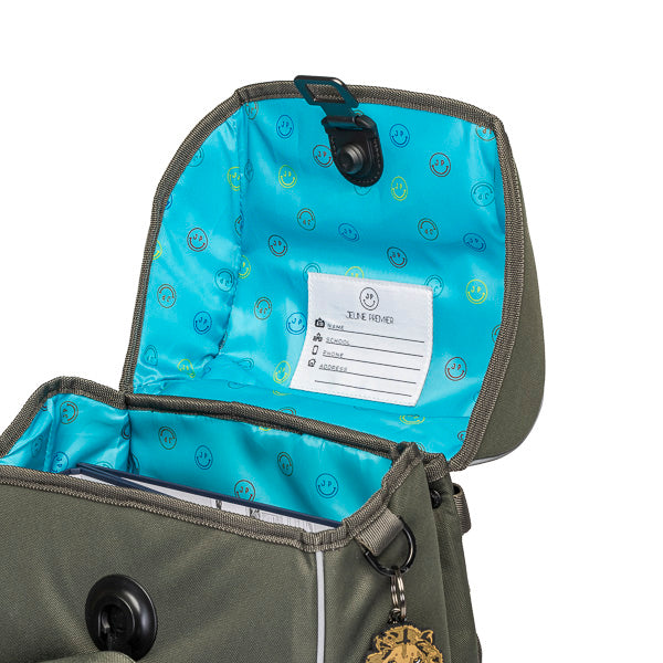 Discover the Ergomaxx, the most ergonomic and durable backpack in the world for boys aged 6 to 10. The khaki Big Five design is a bestseller for boys.