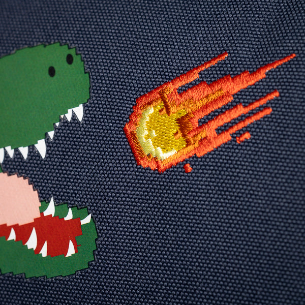 Trendy schoolbag for children from 6 to 8 years. This Classic Midi Offline is a real back-to-school essential.