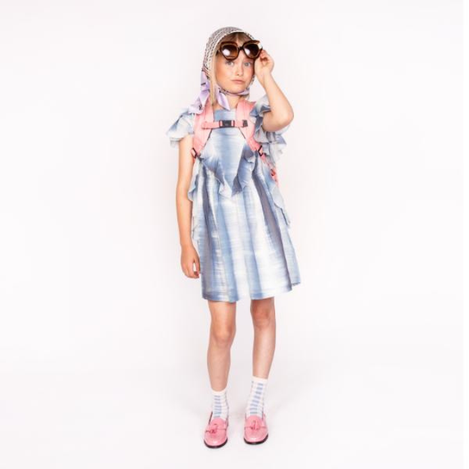 Discover the Jeune Premier Ergomaxx Jewellery Box Pink, the most ergonomic, durable and beautiful backpack in the world for girls aged 6 to 10.