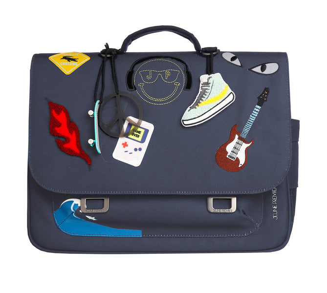 Check out the Jeune Premier bestseller: the It Bag Midi schoolbag is a true back-to-school essential. The navy blue Mr. Gadget design full of cool gadgets is Jeune Premier's all-time bestseller for boys.