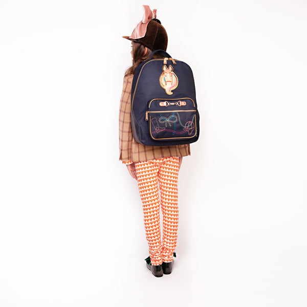 This elegant Jeune Premier Bobbie backpack, for both school and leisure, is ideal for horsegirls between the ages of 6 and 10.