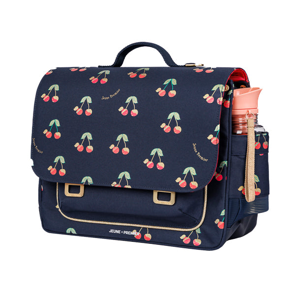 Trendy schoolbag for girls from the first year of school onwards. This It Bag Midi Love Cherries is a real back-to-school essential. 