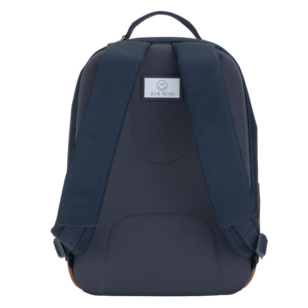 This elegant Jeune Premier Bobbie backpack, for both school and leisure, is ideal for cool, fashionable boys between the ages of 6 and 10.