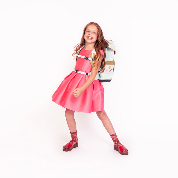 Ergomaxx Le Petit Chef school backpack lifestyle image showing comfortable fit for children