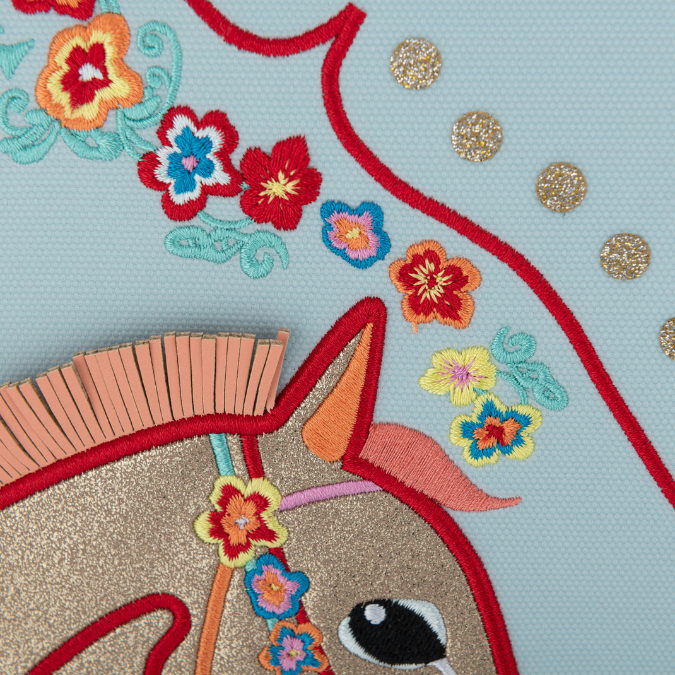 Ergonomic backpack for toddlers from 2 years old. If you want your toddler to walk the road to independence, the Ralphie Cavalerie Florale is a key piece. 